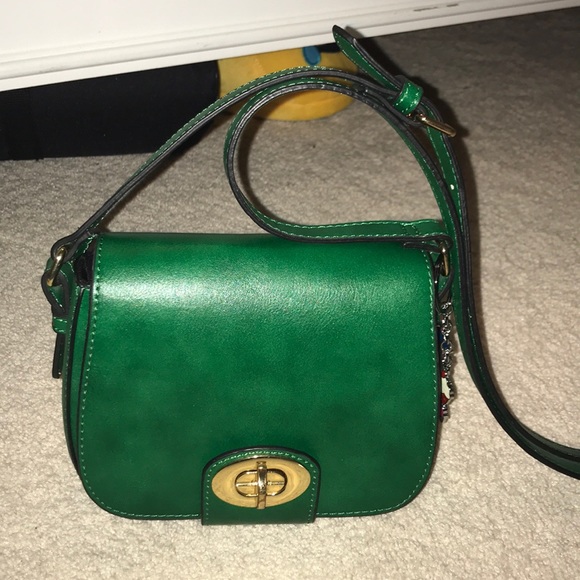 Forever 21 Bags Nwot F2 Emerald Green Crossbody Bag Poshmark